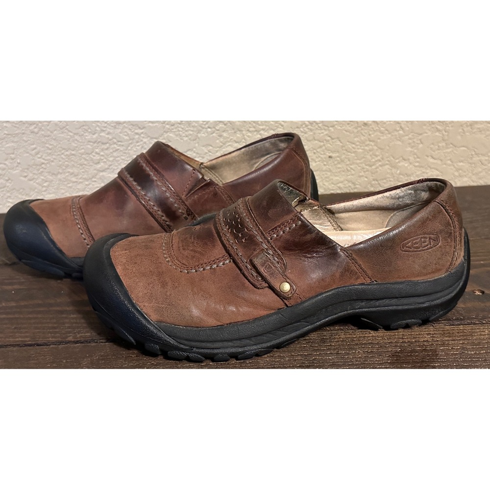 Keen Presidio Dark Brown distressed Leather Slip On Walking Shoes Womens 9